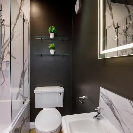 Walpole Retreat - Hot Tub Games Sleeps 4