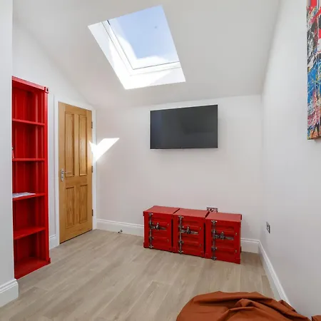 Walpole Retreat - Hot Tub Games Sleeps 4